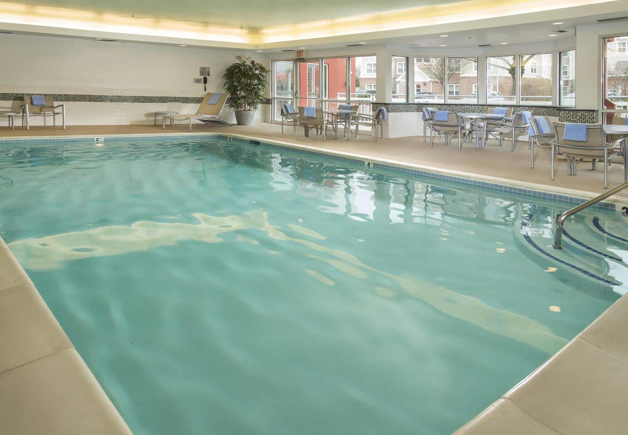 Fairfield Inn & Suites By Marriott Frederick Eksteriør bilde
